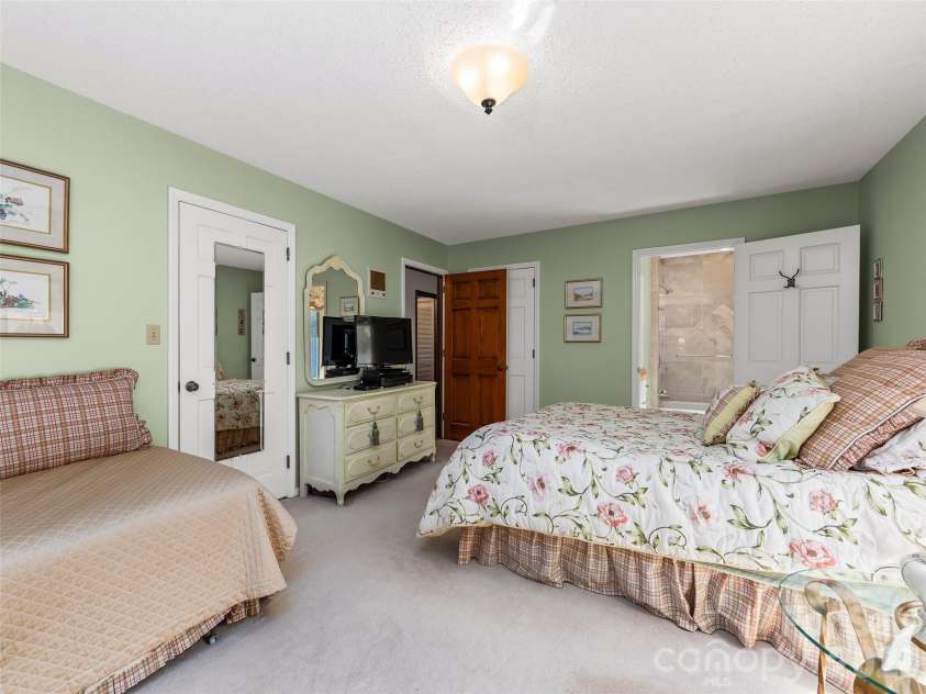 69 Forest Road, Asheville, NC 28803.  MLS# CAR4376506, YatesRealty ID 18781. Main Floor Bedroom 3