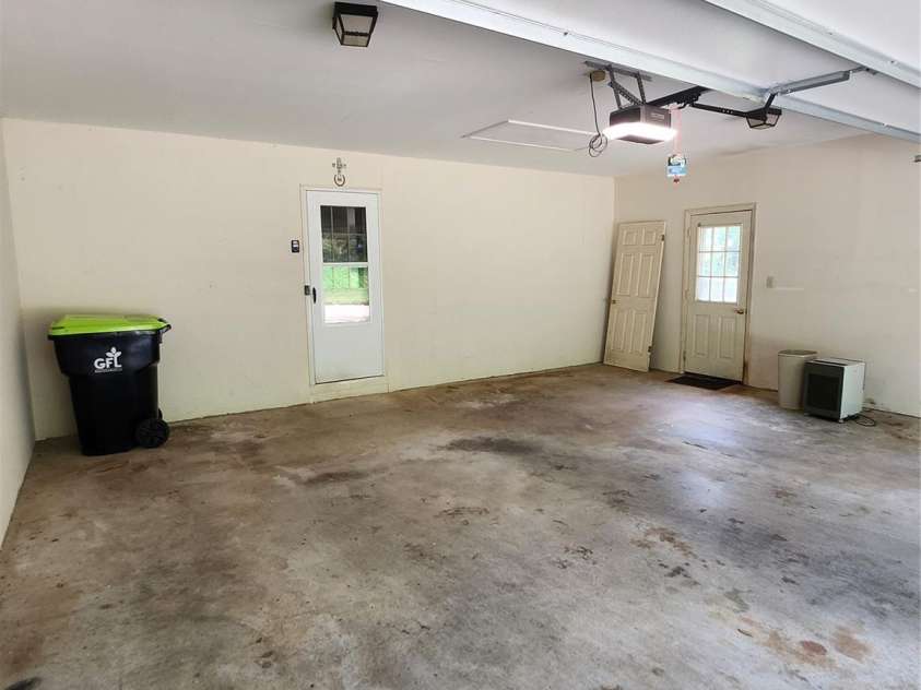 2000 Golf Course Road, Columbus, NC 28722.  MLS# CAR4268144, YatesRealty ID 18782. 