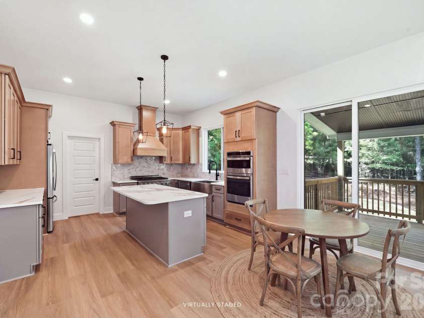 6882 Pine Moss Lane, Clover, SC 29710.  MLS# CAR4373906, YatesRealty ID 18783. 