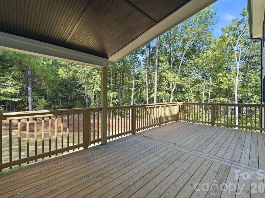 6882 Pine Moss Lane, Clover, SC 29710.  MLS# CAR4373906, YatesRealty ID 18783. 
