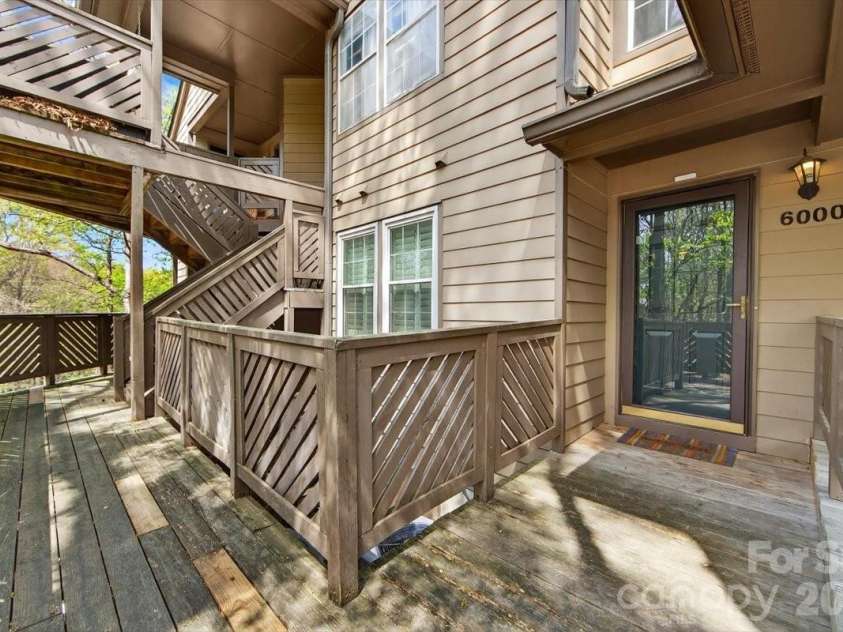 6000 Gray Gate Lane, Charlotte, NC 28210.  MLS# CAR4356290, YatesRealty ID 18784. 