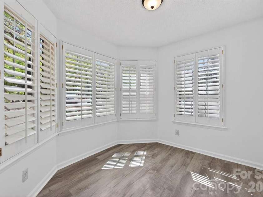6000 Gray Gate Lane, Charlotte, NC 28210.  MLS# CAR4356290, YatesRealty ID 18784. 