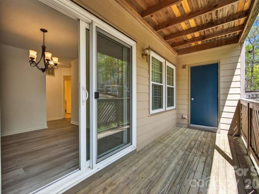 6000 Gray Gate Lane, Charlotte, NC 28210.  MLS# CAR4356290, YatesRealty ID 18784. 