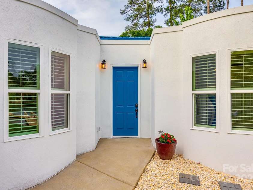 3911 Sandy Point Drive, York, SC 29745.  MLS# CAR4258405, YatesRealty ID 18785. 