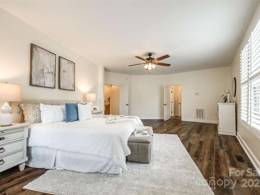 3911 Sandy Point Drive, York, SC 29745.  MLS# CAR4258405, YatesRealty ID 18785. 