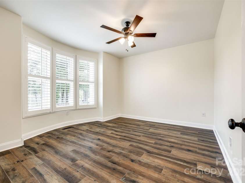 3911 Sandy Point Drive, York, SC 29745.  MLS# CAR4258405, YatesRealty ID 18785. 