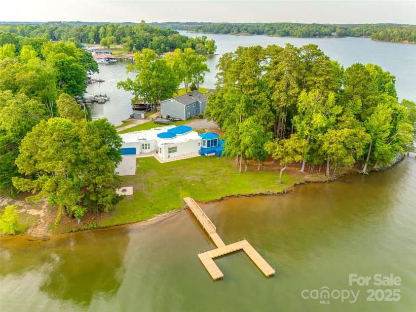 3911 Sandy Point Drive, York, SC 29745.  MLS# CAR4258405, YatesRealty ID 18785. 