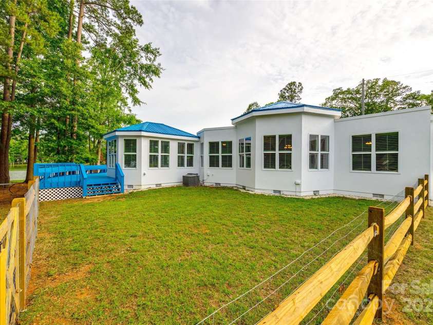 3911 Sandy Point Drive, York, SC 29745.  MLS# CAR4258405, YatesRealty ID 18785. Fenced area, perfect for pets