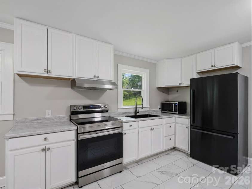 1806 Kingsley Drive, Albemarle, NC 28001.  MLS# CAR4345612, YatesRealty ID 18787. 