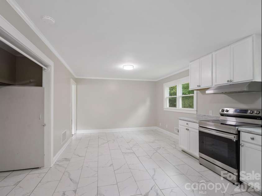 1806 Kingsley Drive, Albemarle, NC 28001.  MLS# CAR4345612, YatesRealty ID 18787. 