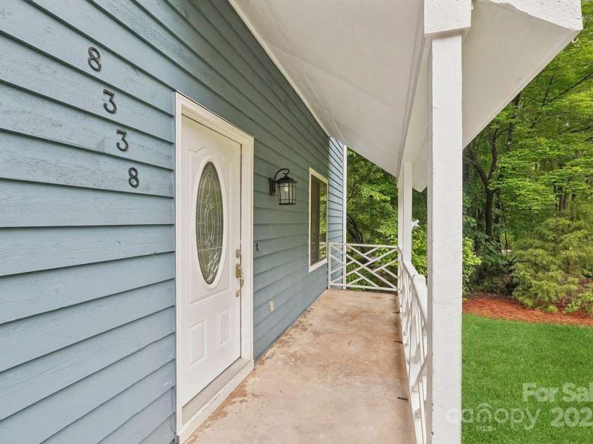 8338 Rittenhouse Circle, Charlotte, NC 28270.  MLS# CAR4264400, YatesRealty ID 18788. 