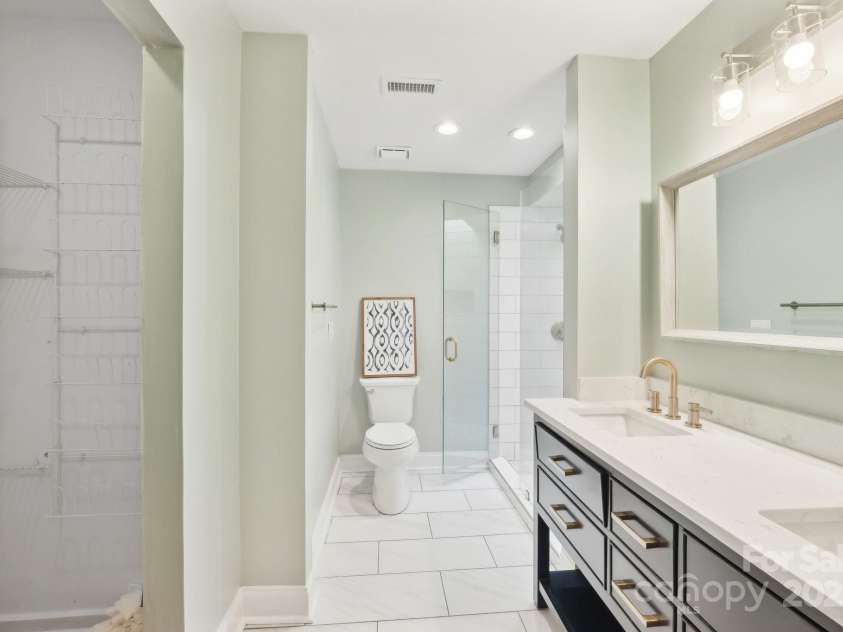 8338 Rittenhouse Circle, Charlotte, NC 28270.  MLS# CAR4264400, YatesRealty ID 18788. 