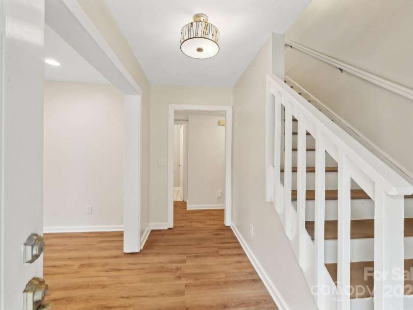 8338 Rittenhouse Circle, Charlotte, NC 28270.  MLS# CAR4264400, YatesRealty ID 18788. 