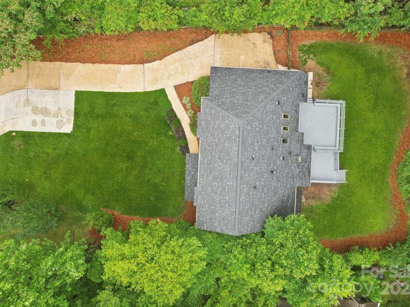 8338 Rittenhouse Circle, Charlotte, NC 28270.  MLS# CAR4264400, YatesRealty ID 18788. 