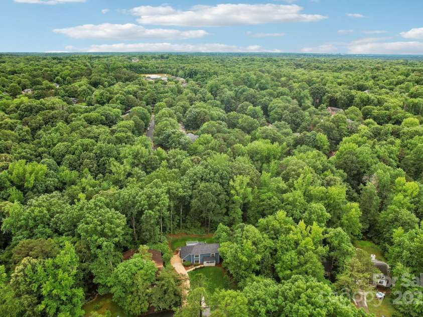 8338 Rittenhouse Circle, Charlotte, NC 28270.  MLS# CAR4264400, YatesRealty ID 18788. 