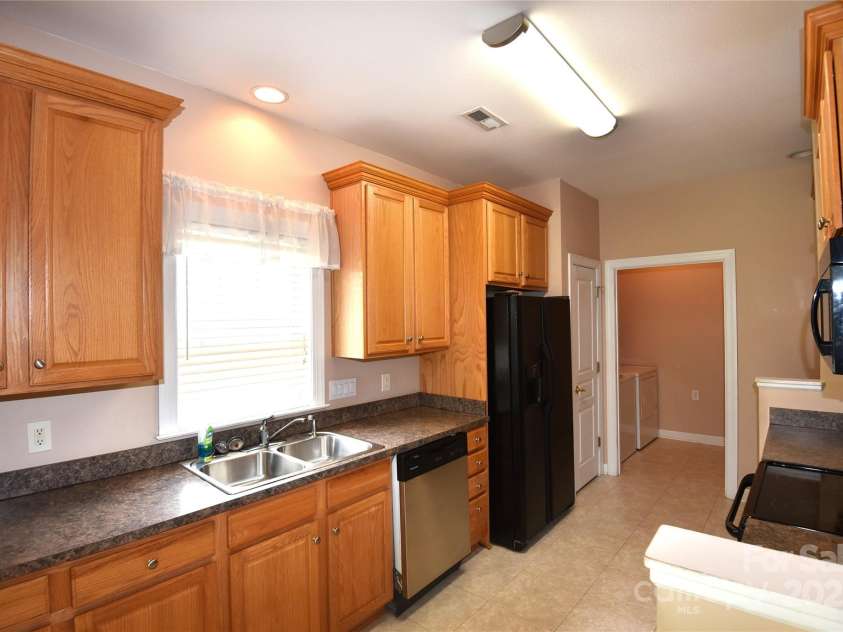 237 River Birch Drive, Salisbury, NC 28146.  MLS# CAR4282240, YatesRealty ID 1879. 