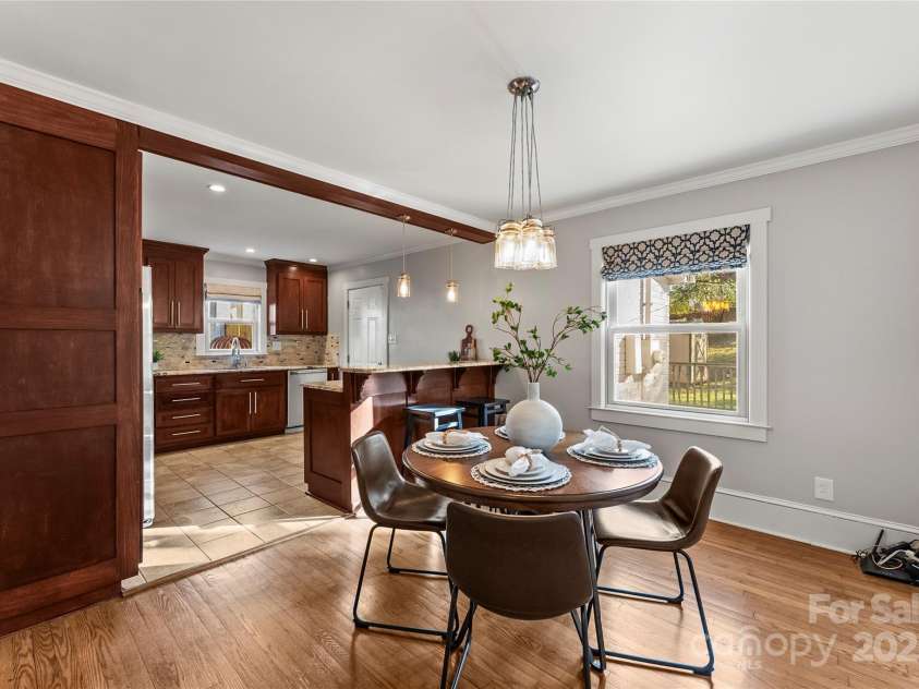 831 Spruce Street, Charlotte, NC 28203.  MLS# CAR4220970, YatesRealty ID 1879. 