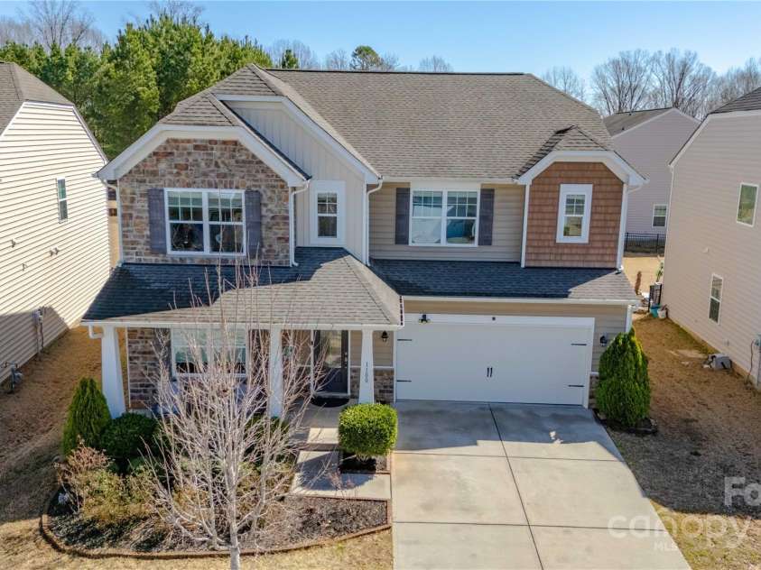 1100 Wallace Lake Road, Fort Mill, SC 29707.  MLS# CAR4231838, YatesRealty ID 18791. 