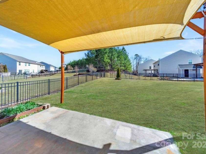 1100 Wallace Lake Road, Fort Mill, SC 29707.  MLS# CAR4231838, YatesRealty ID 18791. 