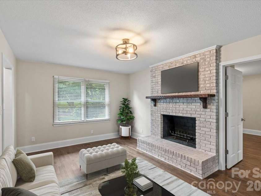 5811 Gettysburg Drive, Concord, NC 28027.  MLS# CAR4355741, YatesRealty ID 18792. 