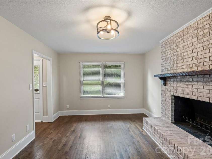 5811 Gettysburg Drive, Concord, NC 28027.  MLS# CAR4355741, YatesRealty ID 18792. 