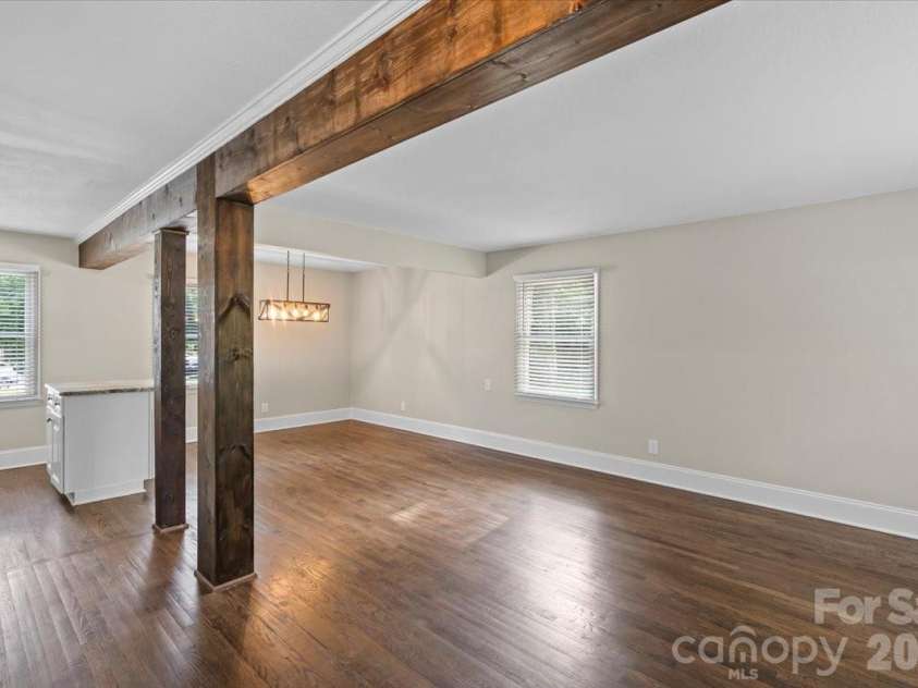 5811 Gettysburg Drive, Concord, NC 28027.  MLS# CAR4355741, YatesRealty ID 18792. 