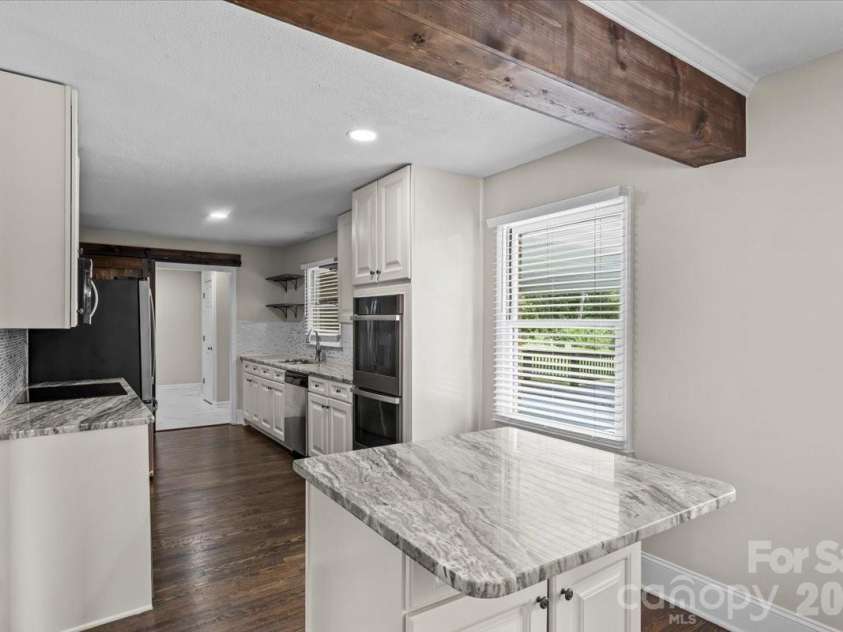 5811 Gettysburg Drive, Concord, NC 28027.  MLS# CAR4355741, YatesRealty ID 18792. 