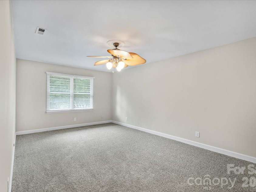 5811 Gettysburg Drive, Concord, NC 28027.  MLS# CAR4355741, YatesRealty ID 18792. 
