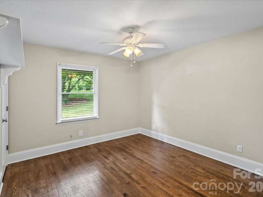 5811 Gettysburg Drive, Concord, NC 28027.  MLS# CAR4355741, YatesRealty ID 18792. 