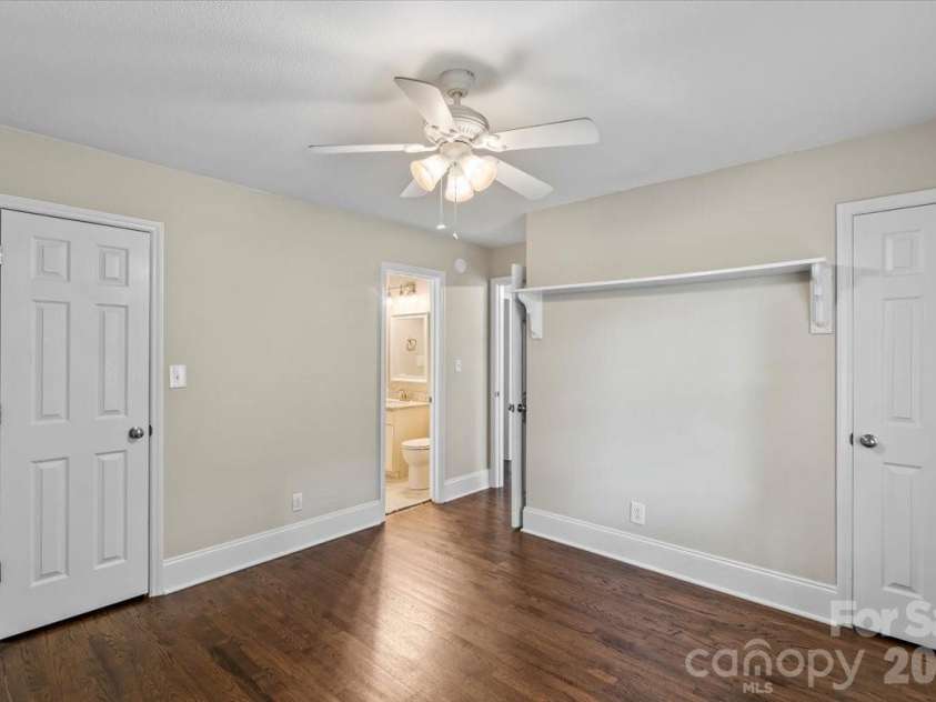 5811 Gettysburg Drive, Concord, NC 28027.  MLS# CAR4355741, YatesRealty ID 18792. 