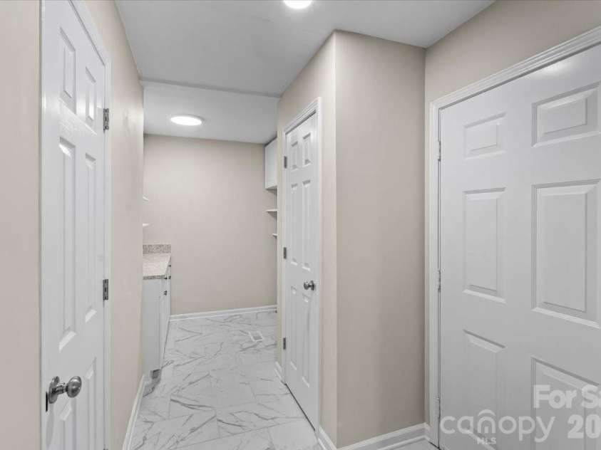 5811 Gettysburg Drive, Concord, NC 28027.  MLS# CAR4355741, YatesRealty ID 18792. 