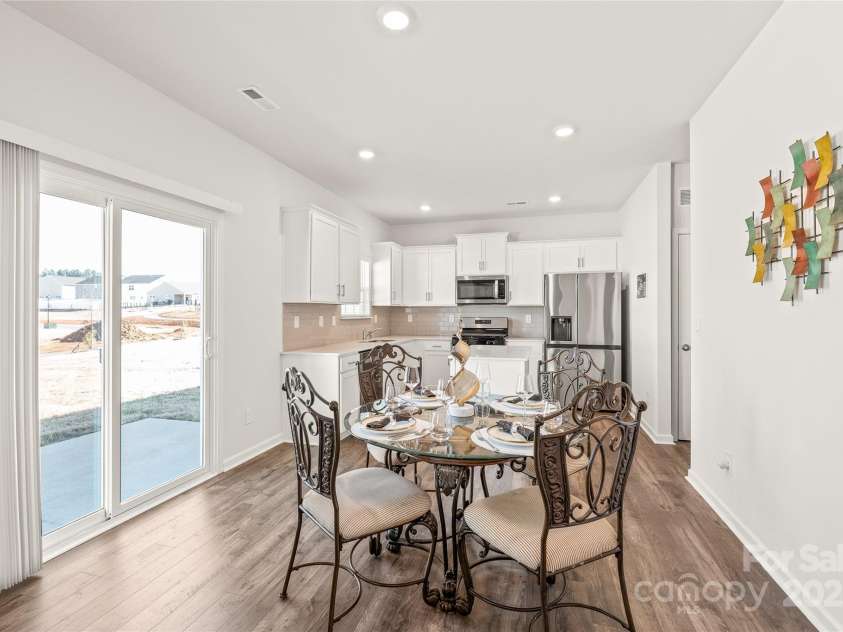 7324 Teague Drive, Gastonia, NC 28056.  MLS# CAR4217797, YatesRealty ID 18793. Breakfast Area