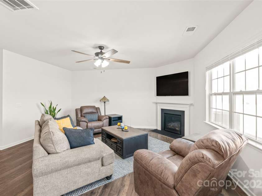7324 Teague Drive, Gastonia, NC 28056.  MLS# CAR4217797, YatesRealty ID 18793. Family Room with Fireplace