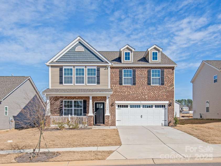 7324 Teague Drive, Gastonia, NC 28056.  MLS# CAR4217797, YatesRealty ID 18793. Welcome to the lovely 7324 Teague Drive