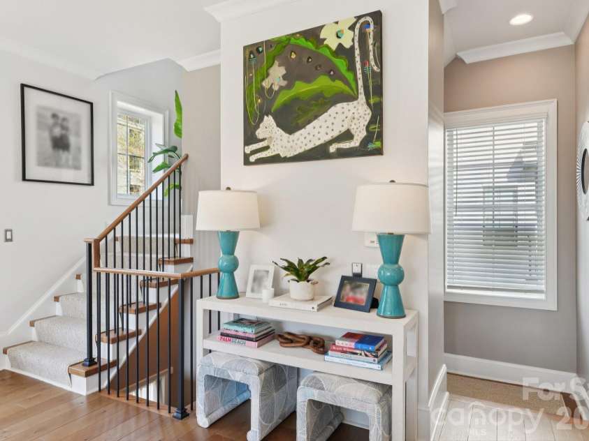 1708 Lombardy Circle, Charlotte, NC 28203.  MLS# CAR4362136, YatesRealty ID 18794. 