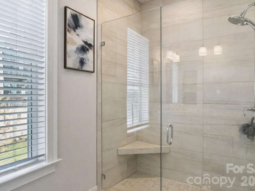 1708 Lombardy Circle, Charlotte, NC 28203.  MLS# CAR4362136, YatesRealty ID 18794. 