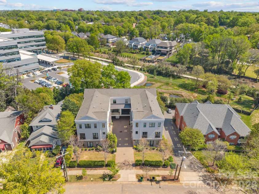 1708 Lombardy Circle, Charlotte, NC 28203.  MLS# CAR4365538, YatesRealty ID 18794. 