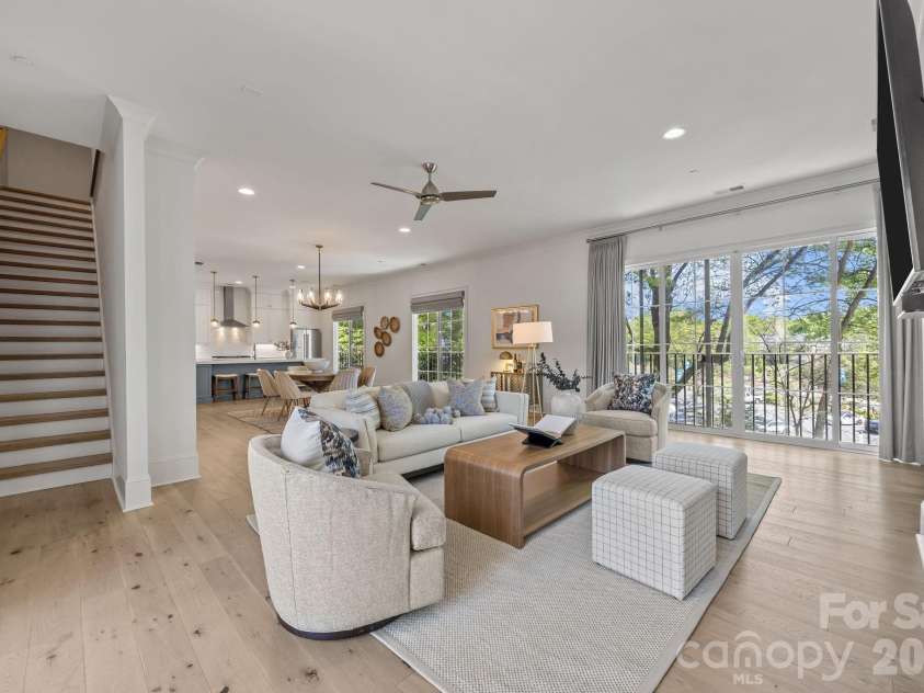 1708 Lombardy Circle, Charlotte, NC 28203.  MLS# CAR4365538, YatesRealty ID 18794. 