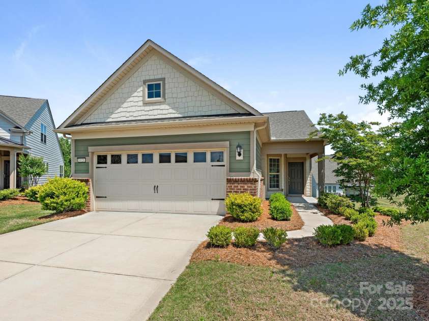 1026 Kirby Drive, Fort Mill, SC 29715.  MLS# CAR4251252, YatesRealty ID 18795. 