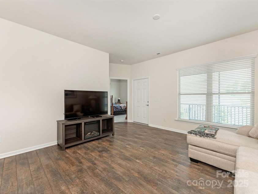 1026 Kirby Drive, Fort Mill, SC 29715.  MLS# CAR4251252, YatesRealty ID 18795. 