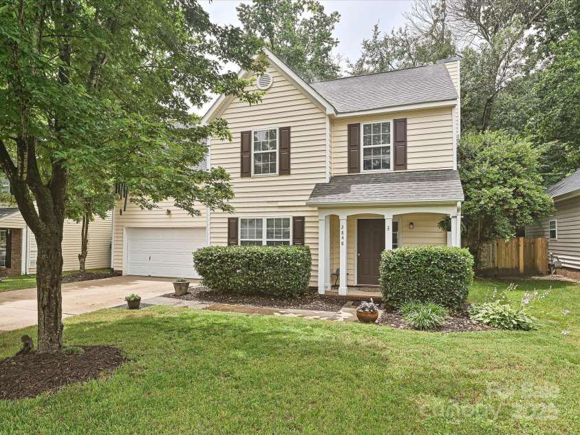 2848 Huckleberry Hill Drive, Fort Mill, SC 29715.  MLS# CAR4268461, YatesRealty ID 18797. 