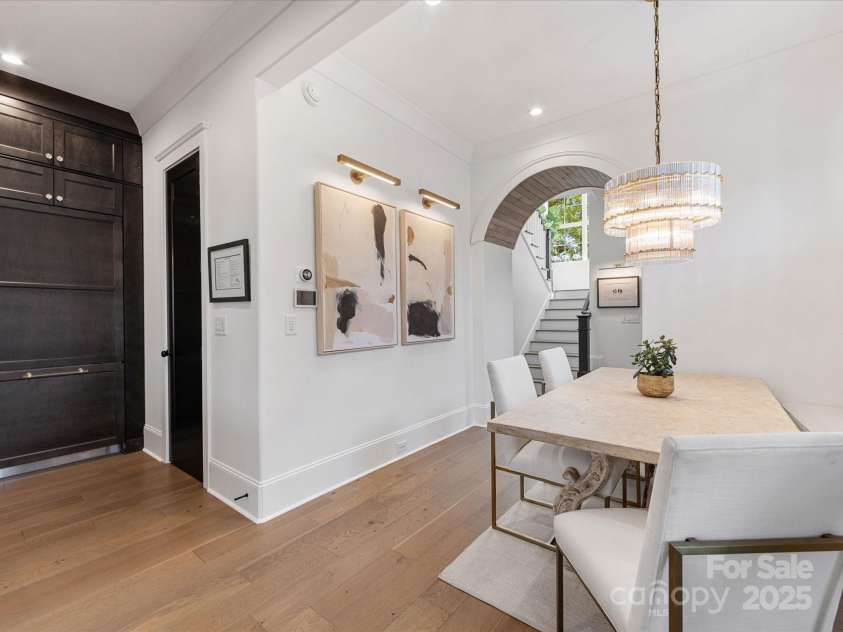 443 Beaumont Avenue, Charlotte, NC 28204.  MLS# CAR4249139, YatesRealty ID 18798. 