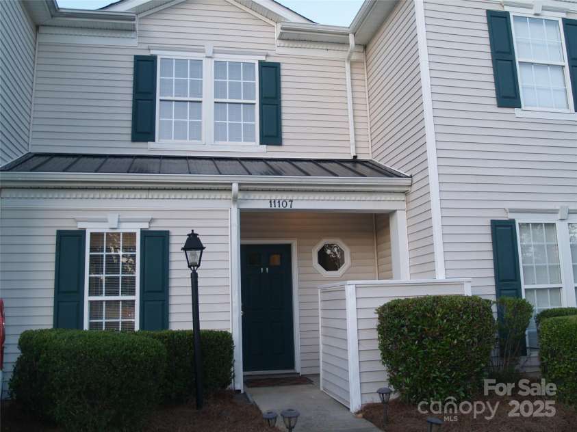 11107 Lions Mane Street, Charlotte, NC 28273.  MLS# CAR4263479, YatesRealty ID 18799. 