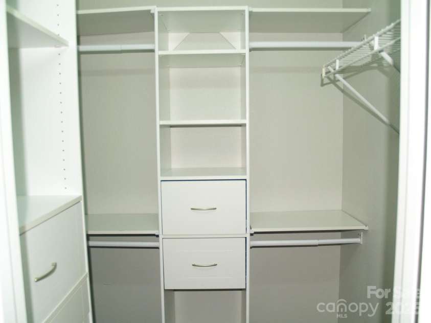 11107 Lions Mane Street, Charlotte, NC 28273.  MLS# CAR4263479, YatesRealty ID 18799. 