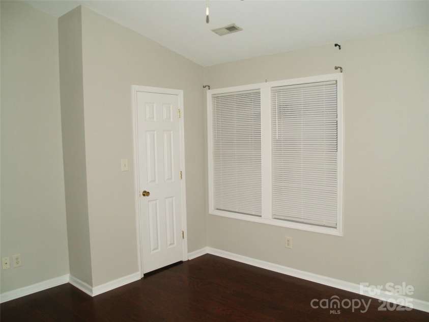 11107 Lions Mane Street, Charlotte, NC 28273.  MLS# CAR4263479, YatesRealty ID 18799. 