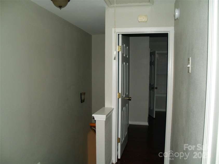 11107 Lions Mane Street, Charlotte, NC 28273.  MLS# CAR4263479, YatesRealty ID 18799. 