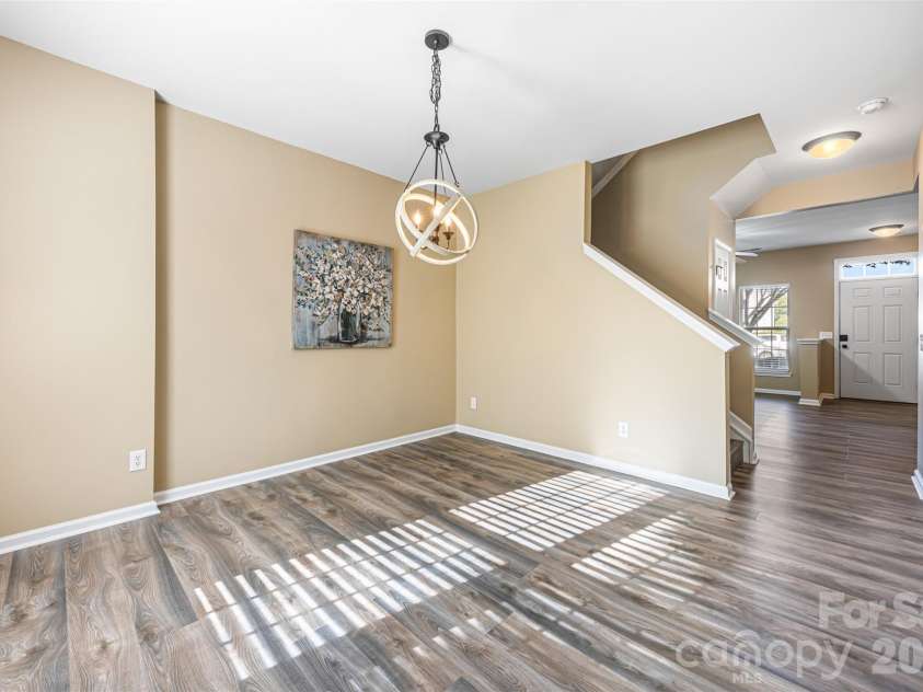 128 Autumn Falls Drive, Lake Wylie, SC 29710.  MLS# CAR4372598, YatesRealty ID 18799. 