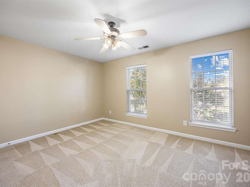 128 Autumn Falls Drive, Lake Wylie, SC 29710.  MLS# CAR4372598, YatesRealty ID 18799. 