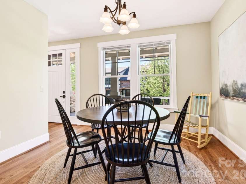 4 Fitzgerald Road, Black Mountain, NC 28711.  MLS# CAR4371041, YatesRealty ID 18801. 