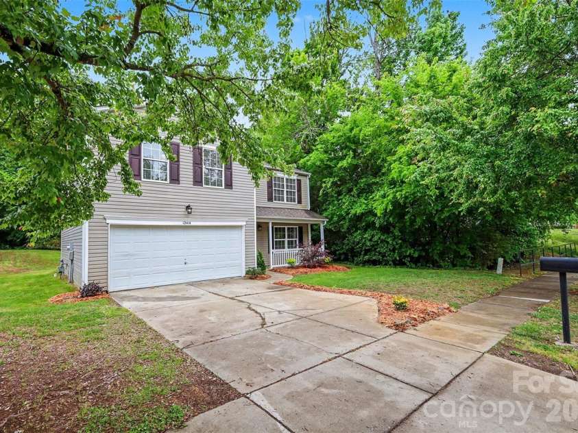 12414 Dervish Lane, Charlotte, NC 28269.  MLS# CAR4372256, YatesRealty ID 18802. 